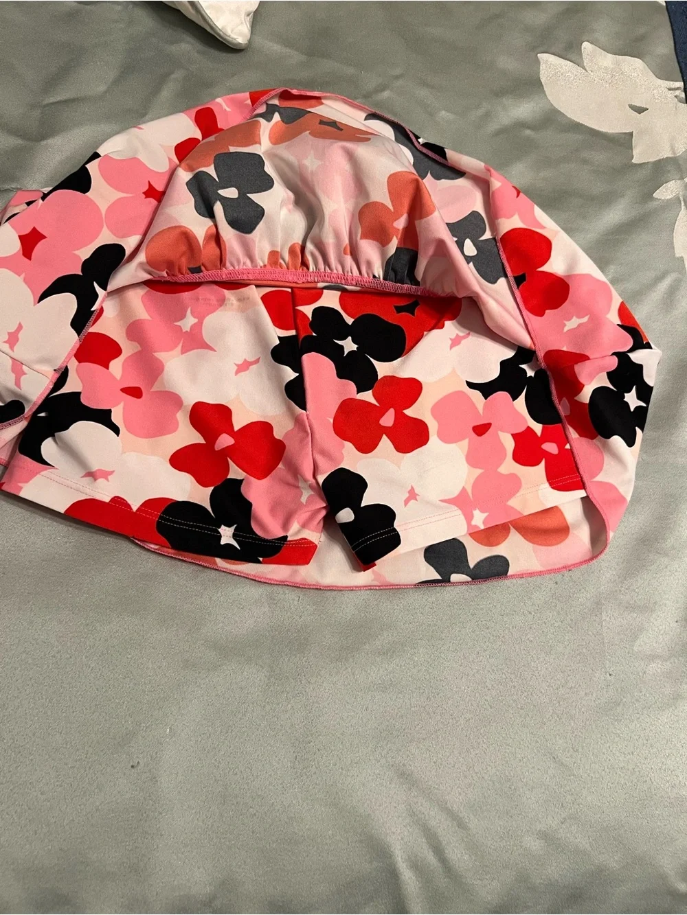 Coolibar Pink and Coral Floral Wavecatcher Swim Skort girls Medium